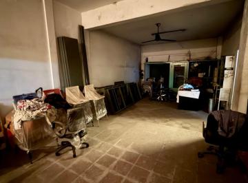 Local comercial · 180m² · 1 Cochera · Local 60 m en Venta Valentin Alsina con Vivienda