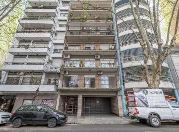 Departamento · 100m² · 4 Ambientes · 1 Cochera · Venta Departamento 4 Amb con Dependencia Flores