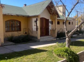 Casa · 252m² · 3 Dormitorios · Casa en Venta en Barrio Jardín Marista Ciudad
