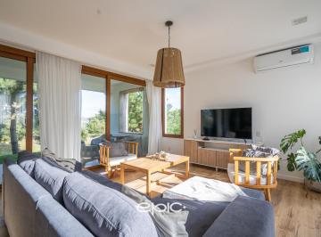 Casa · 135m² · 4 Ambientes · Casa en Venta 4 Amb Costa Esmeralda Barrio Ecuestre