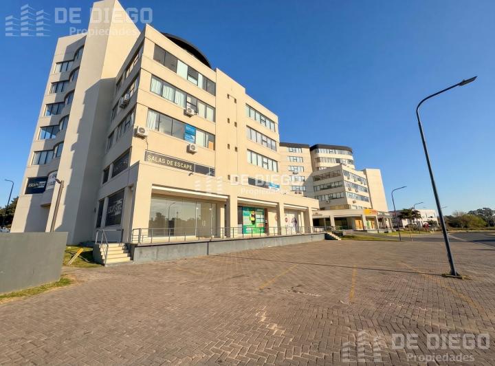 Local comercial · 380m²