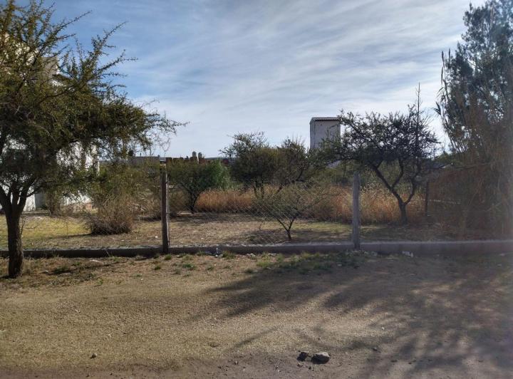 Terreno · 604m²