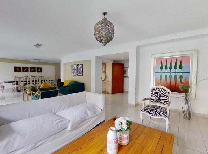 Departamento · 262m² · 6 Ambientes · 3 Cocheras