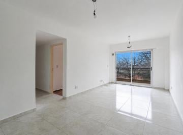 1 · Venta Departamento 2 Ambientes con Balcon y Sum en Floresta
