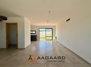 PH · 90m² · 3 Ambientes · 1 Cochera · PH en Colinas de Manantiales 2 Dorm.