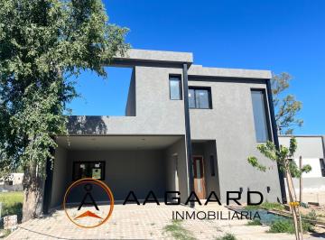 Casa · 163m² · 5 Ambientes · 1 Cochera · Nuevo Malagueño Casa en Venta de Dos Dorm. y Escritorio a Estrenar Recibe Menor