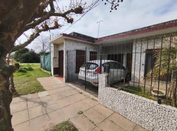 Casa · 130m² · 7 Ambientes · 1 Cochera · Casa Venta Multifamiliar en Garín, La Madrugada, 7 Ambientes con Jardín y Parrilla