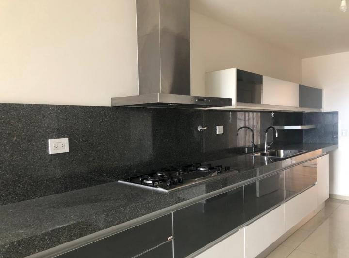 Departamento · 5 Ambientes · 2 Cocheras