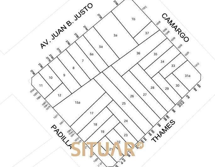 Terreno · 240m²