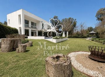 Casa · 282m² · 8 Ambientes · 2 Cocheras · Venta Casa 7 Ambientes Mayling Club Pilar