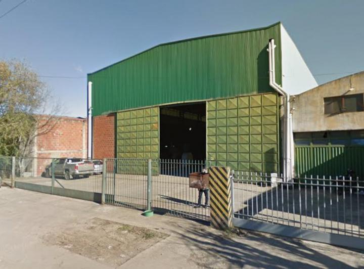 Depósito · 1300m² · 6 Cocheras