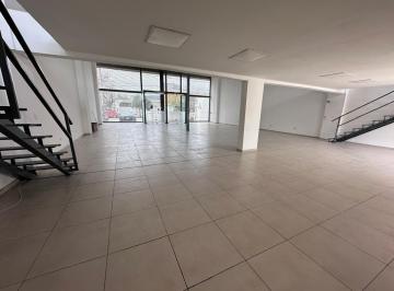 Local comercial · 300m² · Gran Local Sobre Alem 1600