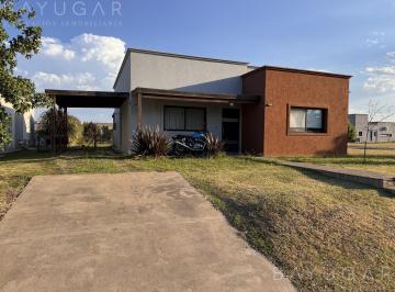 Casa · 125m² · 3 Ambientes · Venta - Casa en El Aljibe Barrio Cerrado - Pilar - Lote 560 m