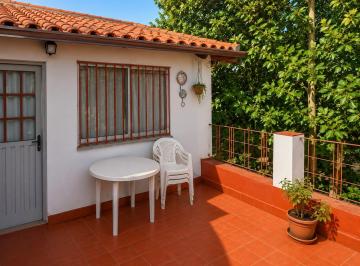 Casa · 204m² · 6 Ambientes · 1 Cochera · Casa Multif. 6 Amb. Terr. Coch. A/cre. Florida O.