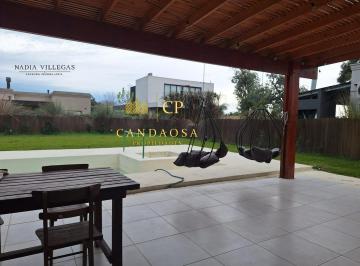 Casa · 140m² · 4 Ambientes · 2 Cocheras · Nev. Casa en Venta 4 Ambientes en San Ramon - Pilar del Este