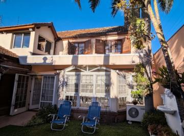 Casa · 230m² · 5 Ambientes · 2 Cocheras · Venta Casa 5 Amb Parque Quincho Don Bosco
