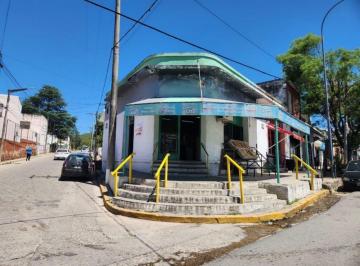 Local comercial · 496m² · 1 Cochera · Local - Rio Ceballos