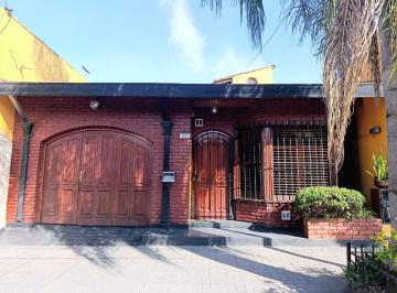 Casa · 182m² · 4 Ambientes · 2 Cocheras · Oportunidad Venta Casa V. Lugano 4 Ambientes Cocher