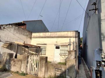 PH · 90m² · 3 Ambientes · P. H. en Lanus Oeste 3 Ambientes a Recliclar
