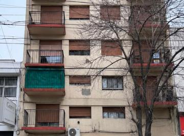 Departamento · 43m² · 2 Ambientes · Alquier Depto 2 Amb. con Balcón, Piso Alto.