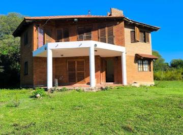 Casa · 308m² · 7 Ambientes · 1 Cochera · Se Vende Casa 3 Dorm en La Granja Apta Crédito