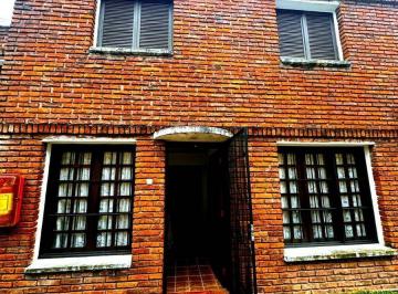 Casa · 72m² · 2 Ambientes · Venta Cooperativa Ituzaingó 3 Dorm.
