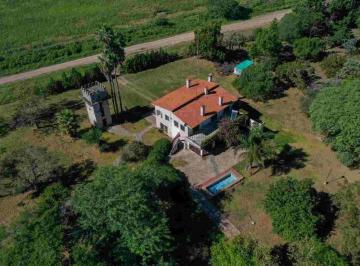 Quinta vacacional · 270m² · 5 Dormitorios · Espectacular Casona con 1.3 Hectáreas, Nogoyá
