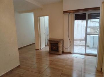 Departamento · 39m² · 2 Ambientes · Departamento 2 Amb Pta Baja Patio Caba Urgente