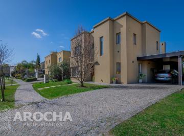 Casa · 189m² · 4 Ambientes · 4 Cocheras · Casa en Venta en Nuevo Quilmes