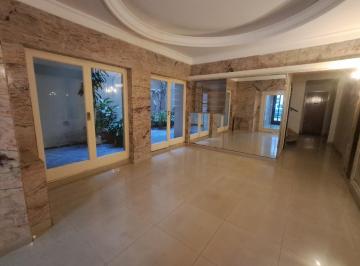 Departamento · 76m² · 4 Ambientes · Departamento de 4 Ambientes en Venta - Dependencia y Patio - a Reciclar - Barrio Norte