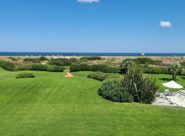 Departamento · 140m² · 4 Ambientes · 2 Cocheras · Departamento en Alquiler en Bahia de Manantiales Unidad 007 - Tm5203