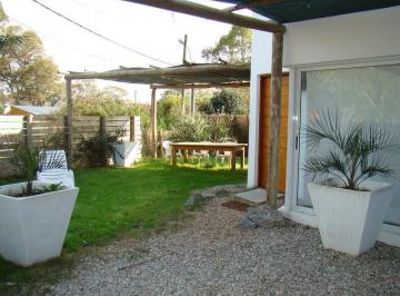 Casa · 80m² · 3 Dormitorios · Casa Blanca