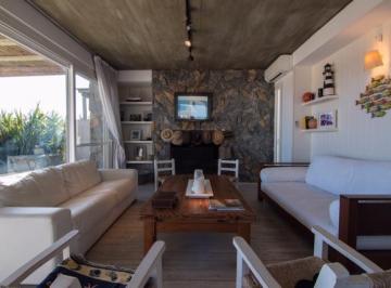 Casa · 200m² · 4 Dormitorios · 1 Cochera · Shuma 1
