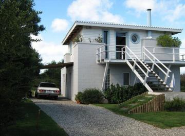 Casa · 150m² · 3 Ambientes · 1 Cochera · Alquiler Casa "Vemar" Tm5132