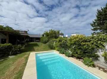 Casa · 80m² · 3 Ambientes · 1 Cochera · Casa en Alquiler Jose Ignacio - Tm 4142