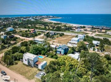 Casa · 150m² · 3 Dormitorios · La Tucanita