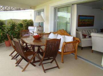Departamento · 150ha · 3 Dormitorios · Lomas de Manantiales 3 Block C Ap 4 con Jardín - Tm5110