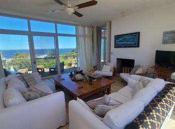 Casa · 150m² · 6 Ambientes · 1 Cochera · Casa con La Mejor Vista Al Mar en Manantiales