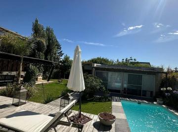 Casa · 140m² · 4 Ambientes · Casa en Alquiler Temporario en Balneario Buenos Aires Tm