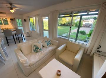 Casa · 80m² · 3 Dormitorios · 1 Cochera · Casa - La Juanita