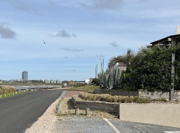 Departamento · 120m² · 4 Ambientes · 1 Cochera · Departamento en Alquiler Bahía de Montoya 101 Tm
