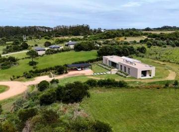 Casa · 300m² · 5 Ambientes · 4 Cocheras · Chacras de Jose Ignacio, Casa 11 - Tm