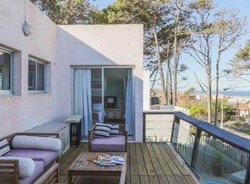 Casa · 210m² · 5 Dormitorios · Casa en Venta Montoya a 200 m de La Playa - Tm