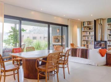 Casa · 3 Dormitorios · Casa en Alquiler en Las Magnolias