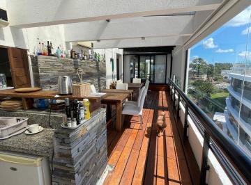 Departamento · 90m² · 6 Ambientes · 1 Cochera · Departamento en Playa Brava Venta Arenas Blancas Tm
