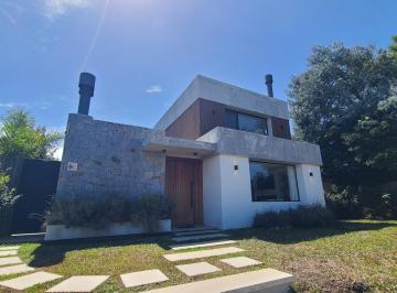 Casa · 150m² · 5 Ambientes · Venta Casa en Manantiales con Vista Al Mar - Tm