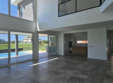 Casa · 460m² · 7 Ambientes · 2 Cocheras · Alquiler Casa El Yacht: 5 Dorm. - Playroom - Amarra Propia