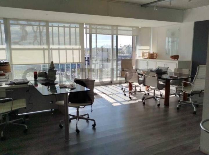Oficina comercial · 59m² · 1 Ambiente · 1 Cochera