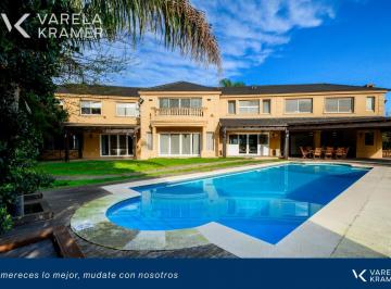 Casa · 481m² · 7 Ambientes · 6 Cocheras · Casa en Venta en Escobar