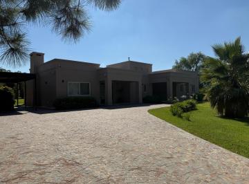 Casa de 4 ambientes, Exaltación de la Cruz · Excelente Casa